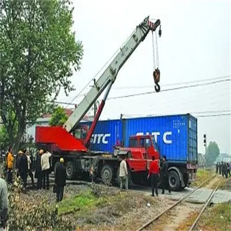 无锡锡山如何快速找到附近的吊车救援公司